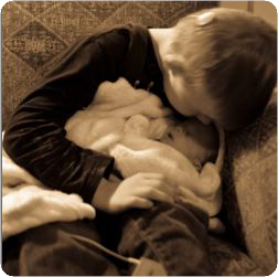 Aden kissing Alexandria